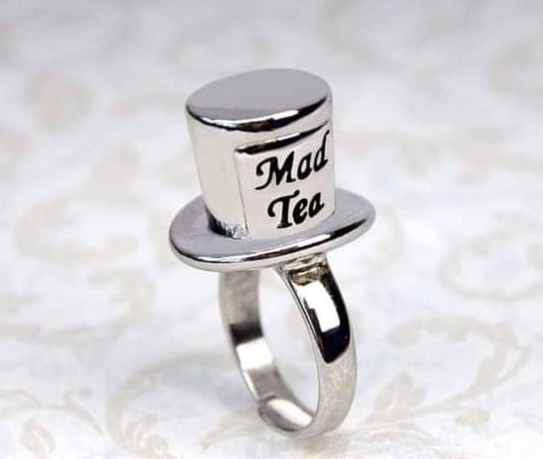 Anello "Cappellaio Matto"